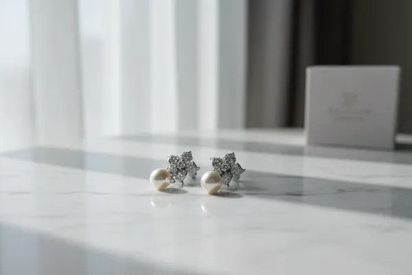 Pearl_Drop_Earrings_With_Crystal_Flower_Studs